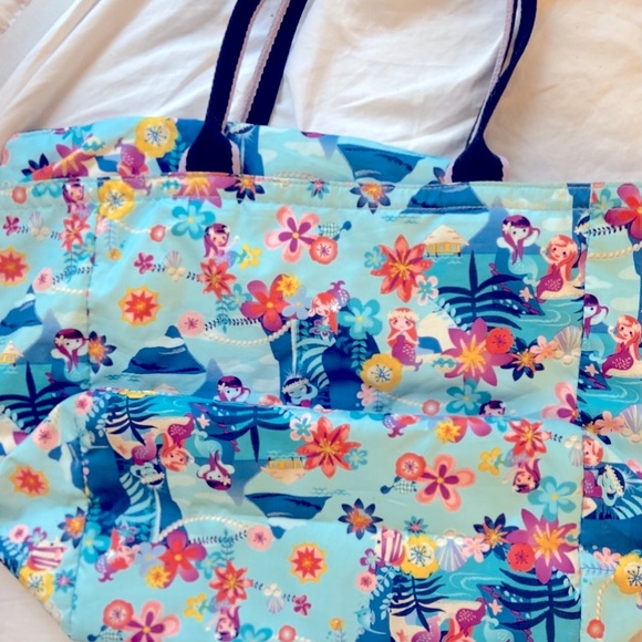 RARE LeSportSac Disney Its a Small
World Tahitian Dreams
Mermaid LARGE tote - Picture 2 of 7